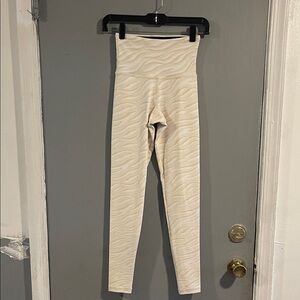 Strut-This High-Waisted Cream Patterned Leggings‎ O/S